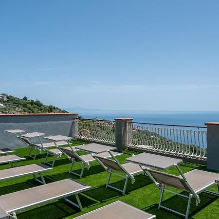 Hotel Montana 산트아구타수이두에골피 외부 사진