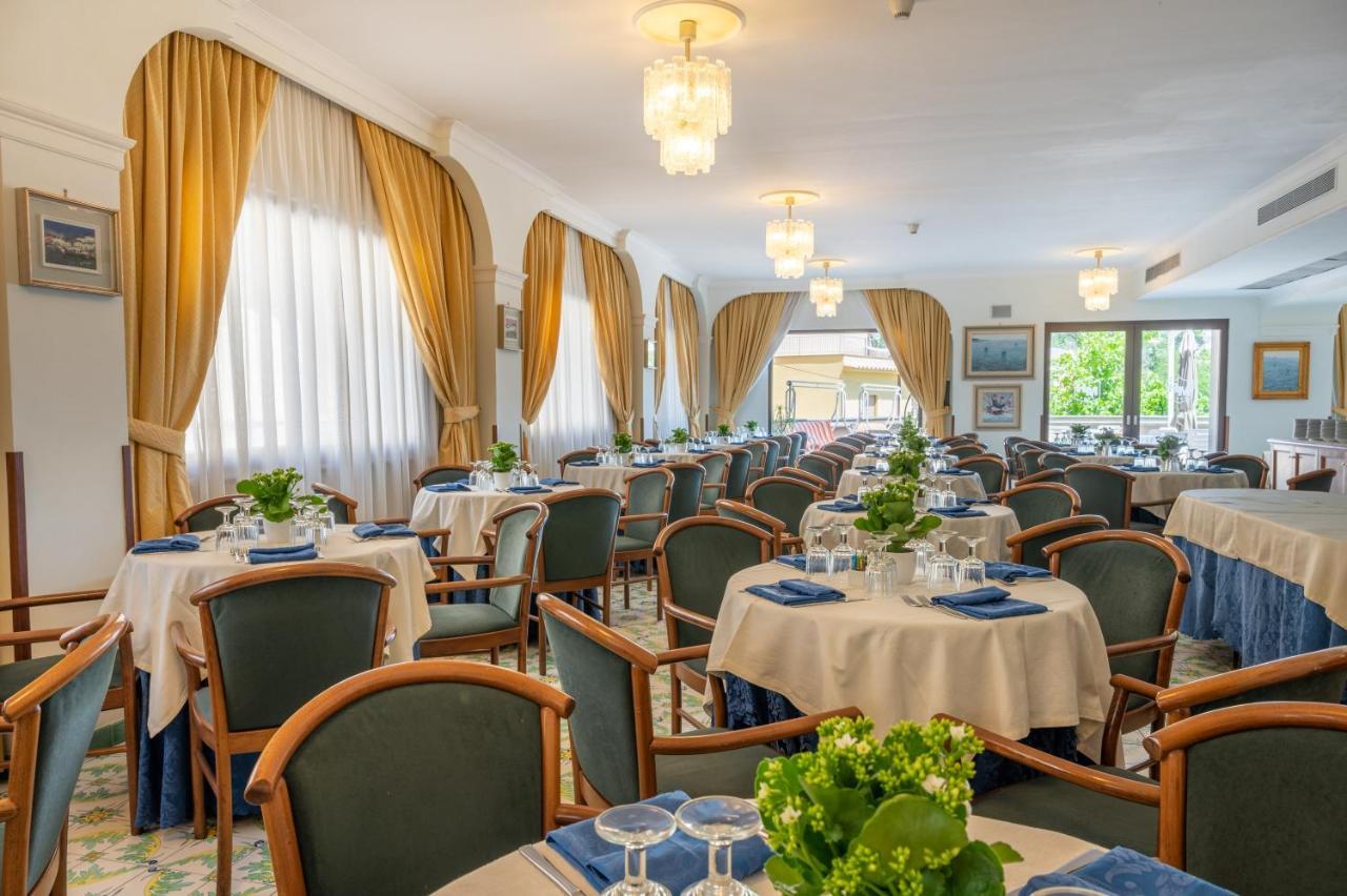 Hotel Montana 산트아구타수이두에골피 외부 사진
