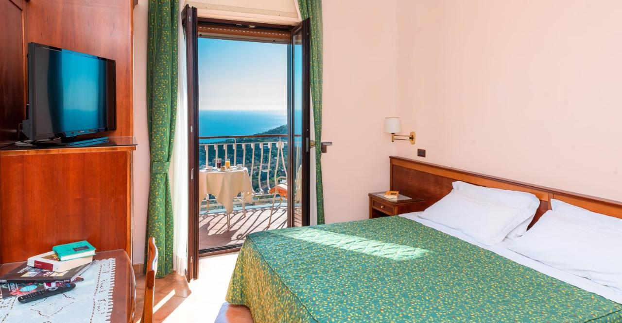 Hotel Montana 산트아구타수이두에골피 외부 사진